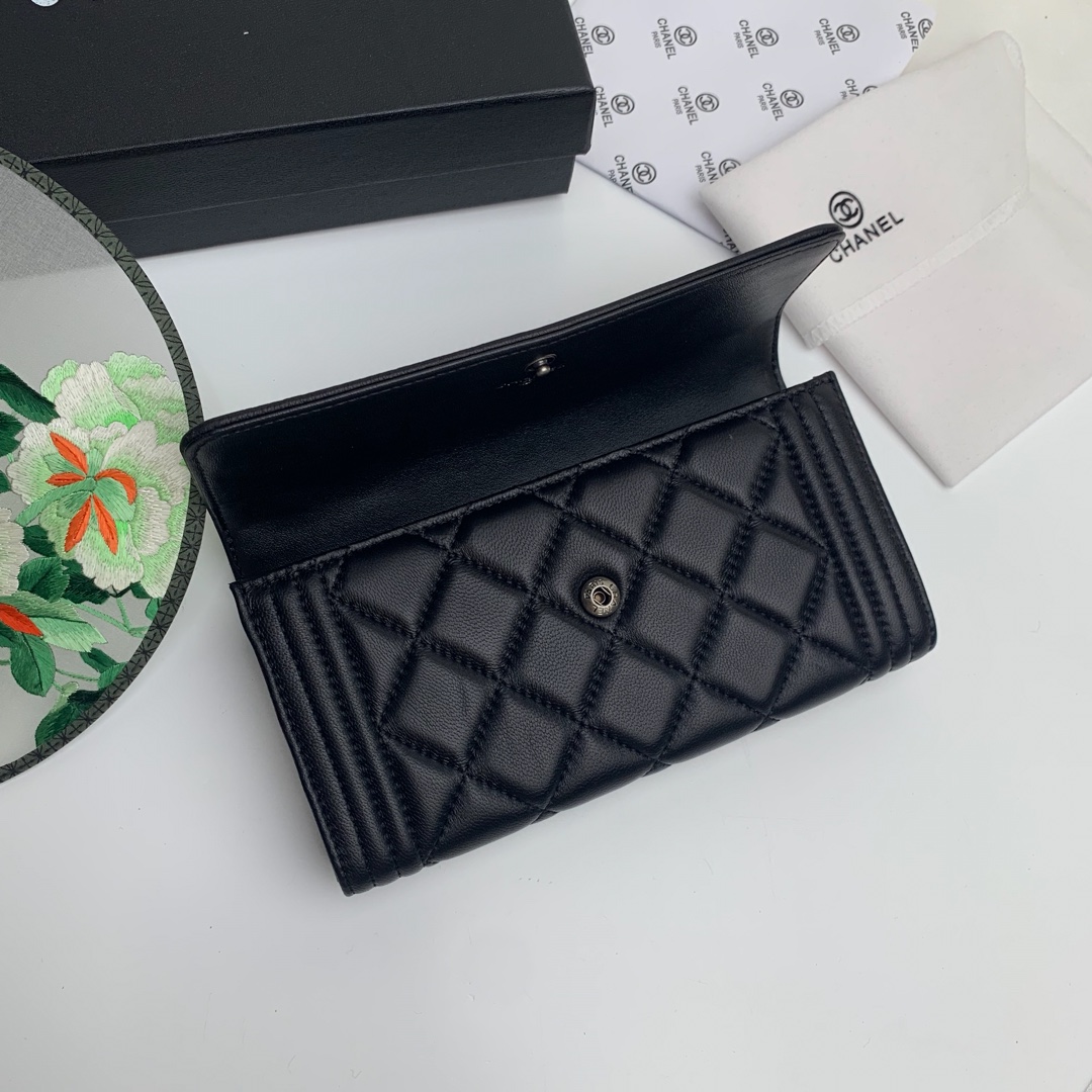 芸能人愛用Chanel シャネル 実物の写真 N品スーパーコピー財布代引き対応国内発送後払い安全必ず届く優良サイト